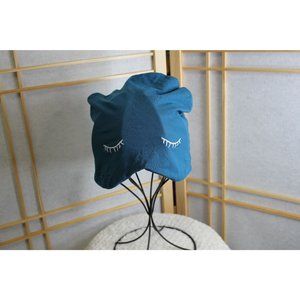 Cardani	OSFM	Sleep Beanie	Cardani Teal sleep beanie.  With closed eyes.  Great f